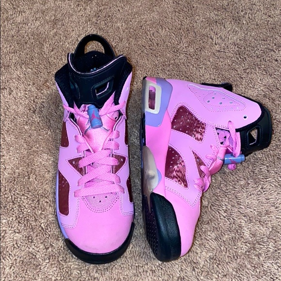 Jordan Other - girls air jordan 6 retro LT MAG/iron purp-black